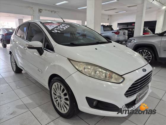 FORD FIESTA 1.6 TITANIUM HATCH 16V FLEX 4P POWERSHIFT